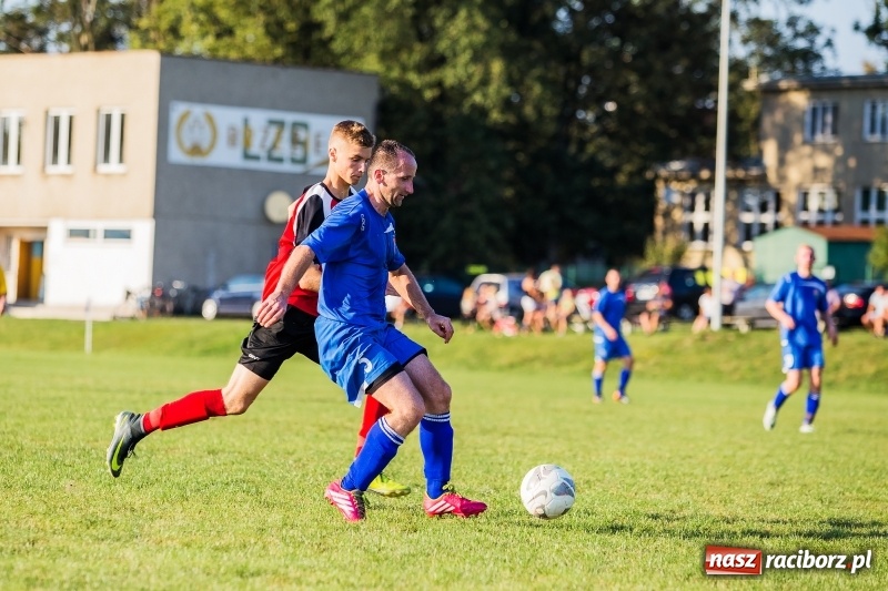 Zdjęcie w galerii na portalu naszraciborz.pl: Bez bramek w starciu Brzezia i Pietrowic Wielkich wiadomości z regionu