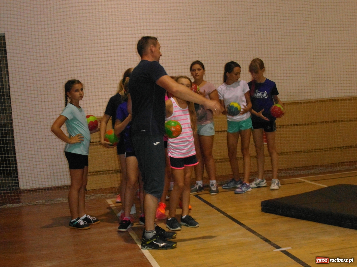 Zdjęcie w galerii na portalu naszraciborz.pl: Wakacje spędzone z piłką ręczną, czyli obóz sportowy UKS Pietrowice Wielkie wiadomości z regionu