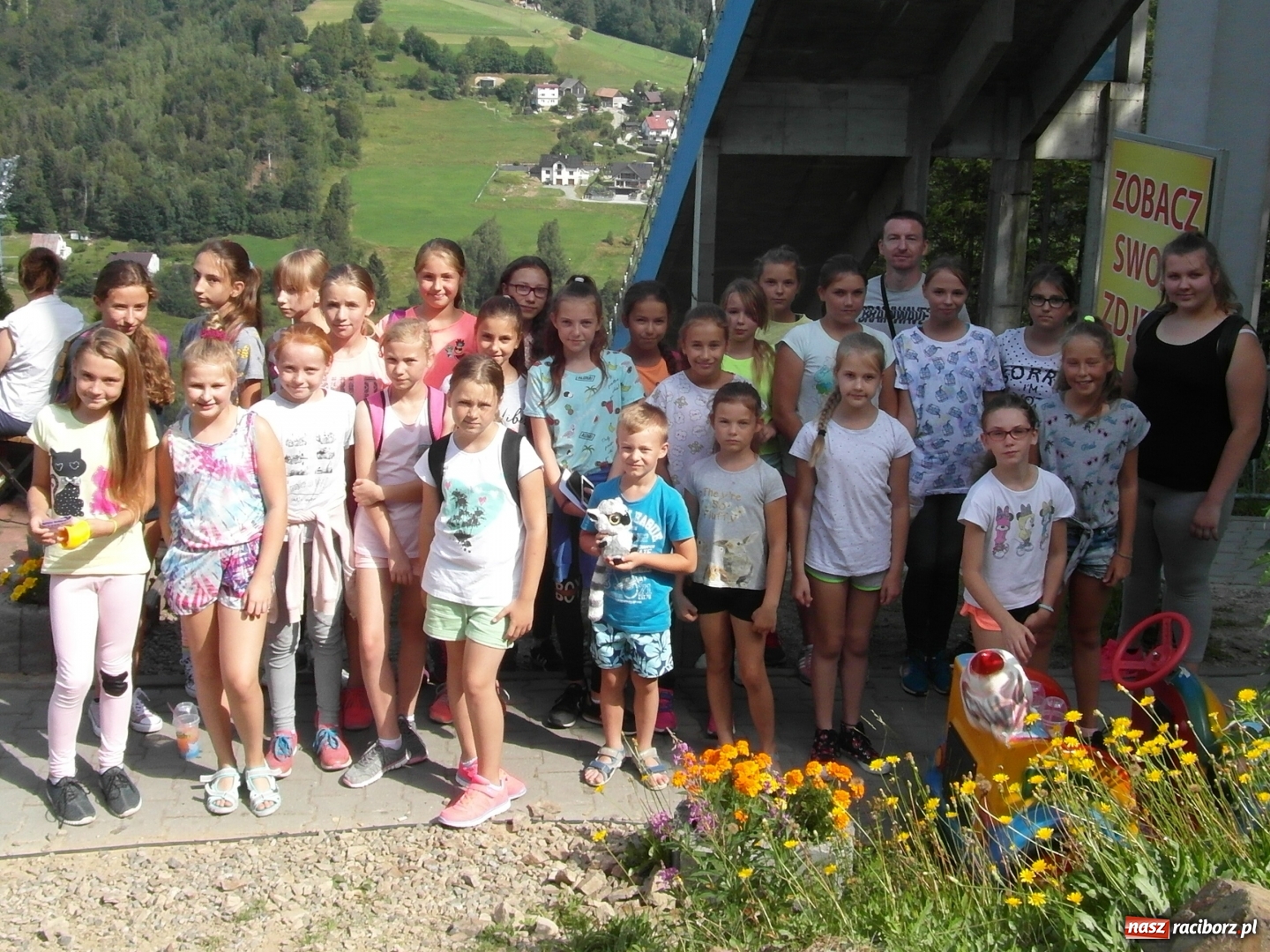 Zdjęcie w galerii na portalu naszraciborz.pl: Wakacje spędzone z piłką ręczną, czyli obóz sportowy UKS Pietrowice Wielkie wiadomości z regionu