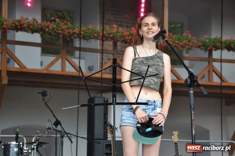 Zdjęcie w galerii na portalu naszraciborz.pl: Festiwal Kultury Chrześcijańskiej ruszył na Zamku Piastowskim  wiadomości z regionu