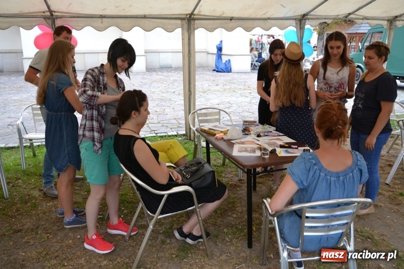 Zdjęcie w galerii na portalu naszraciborz.pl: Festiwal Kultury Chrześcijańskiej ruszył na Zamku Piastowskim  wiadomości z regionu