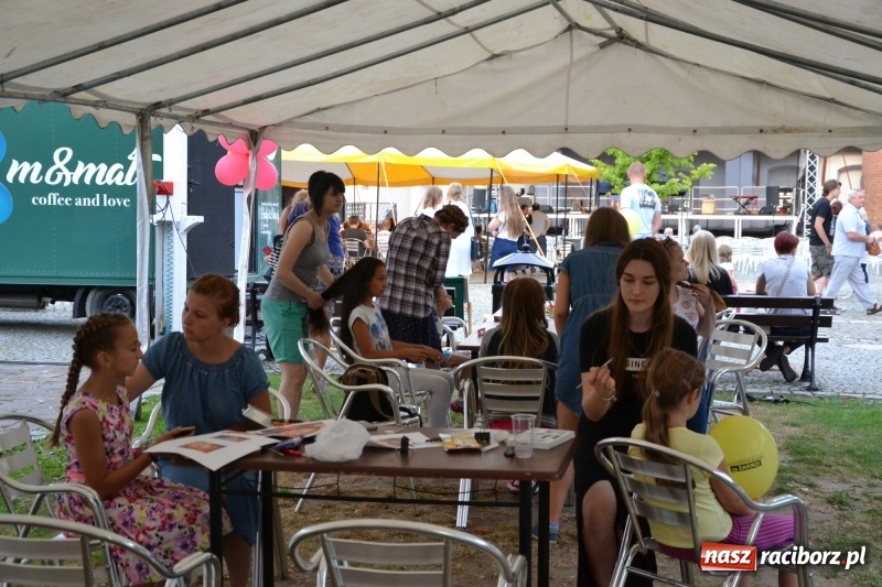 Zdjęcie w galerii na portalu naszraciborz.pl: Festiwal Kultury Chrześcijańskiej ruszył na Zamku Piastowskim  wiadomości z regionu