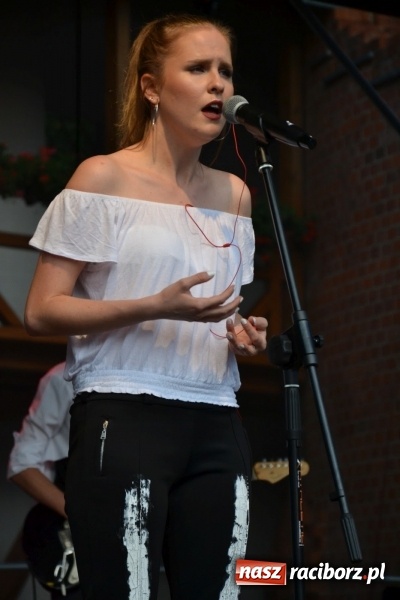 Zdjęcie w galerii na portalu naszraciborz.pl: Festiwal Kultury Chrześcijańskiej ruszył na Zamku Piastowskim  wiadomości z regionu