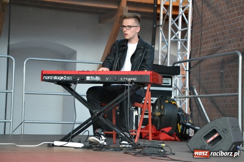 Zdjęcie w galerii na portalu naszraciborz.pl: Festiwal Kultury Chrześcijańskiej ruszył na Zamku Piastowskim  wiadomości z regionu