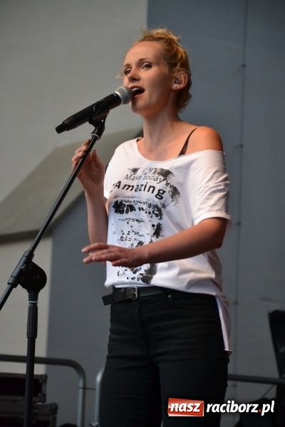 Zdjęcie w galerii na portalu naszraciborz.pl: Festiwal Kultury Chrześcijańskiej ruszył na Zamku Piastowskim  wiadomości z regionu