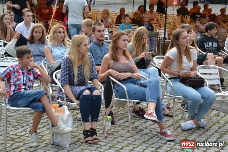 Zdjęcie w galerii na portalu naszraciborz.pl: Festiwal Kultury Chrześcijańskiej ruszył na Zamku Piastowskim  wiadomości z regionu