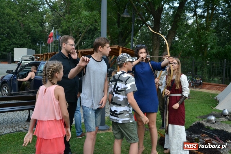 Zdjęcie w galerii na portalu naszraciborz.pl: Festiwal Kultury Chrześcijańskiej ruszył na Zamku Piastowskim  wiadomości z regionu