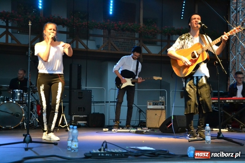 Zdjęcie w galerii na portalu naszraciborz.pl: Festiwal Kultury Chrześcijańskiej ruszył na Zamku Piastowskim  wiadomości z regionu