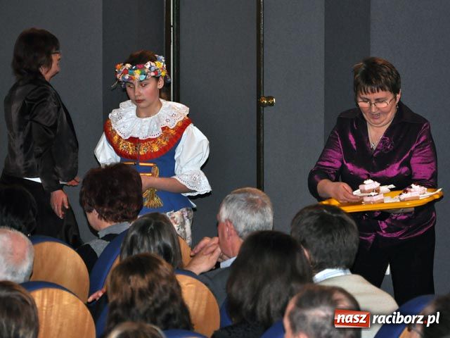 Zdjęcie w galerii na portalu naszraciborz.pl: Emilia Krakowska pod raciborską strzechą wiadomości z regionu