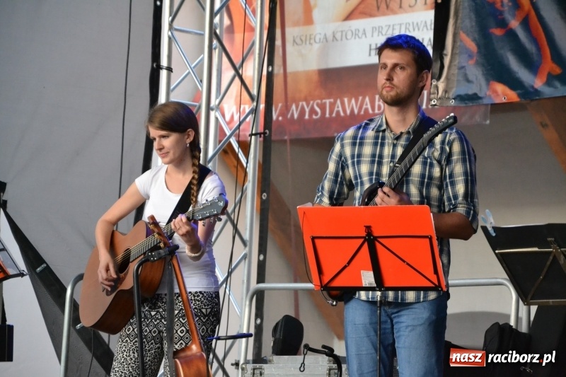 Zdjęcie w galerii na portalu naszraciborz.pl: Festiwal Kultury Chrześcijańskiej na Zamku Piastowskim – dzień drugi za nami  wiadomości z regionu