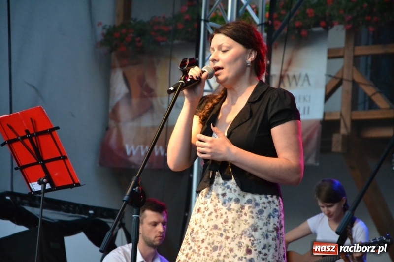 Zdjęcie w galerii na portalu naszraciborz.pl: Festiwal Kultury Chrześcijańskiej na Zamku Piastowskim – dzień drugi za nami  wiadomości z regionu