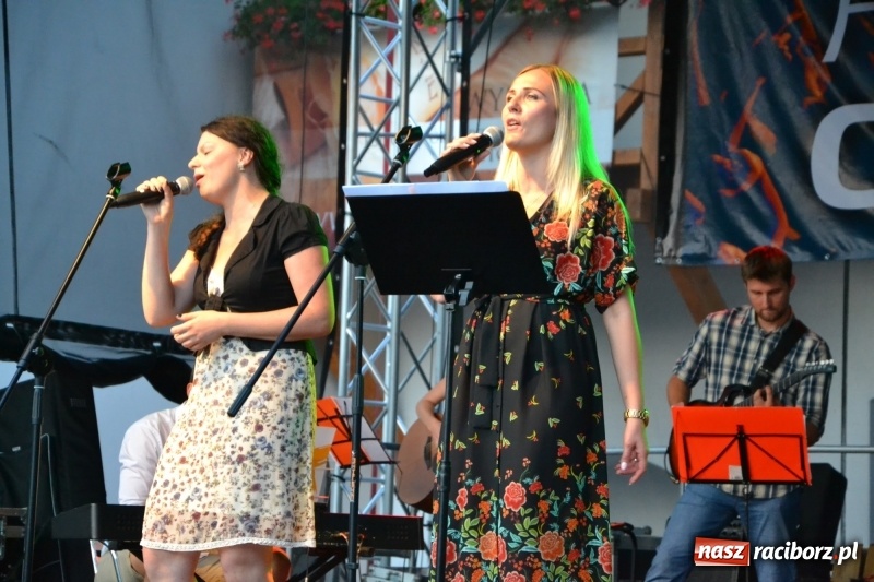 Zdjęcie w galerii na portalu naszraciborz.pl: Festiwal Kultury Chrześcijańskiej na Zamku Piastowskim – dzień drugi za nami  wiadomości z regionu