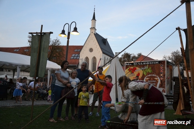 Zdjęcie w galerii na portalu naszraciborz.pl: Festiwal Kultury Chrześcijańskiej na Zamku Piastowskim – dzień drugi za nami  wiadomości z regionu