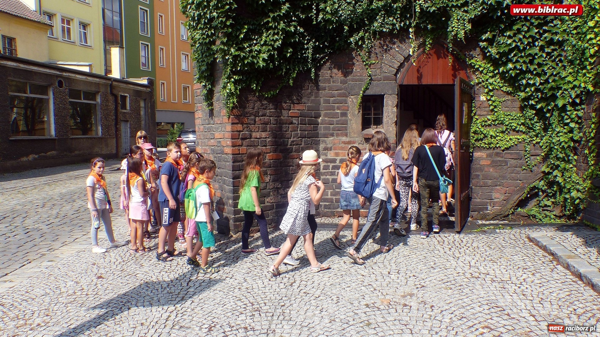 Zdjęcie w galerii na portalu naszraciborz.pl: Wakacje z raciborską biblioteką - dzień w Muzeum wiadomości z regionu