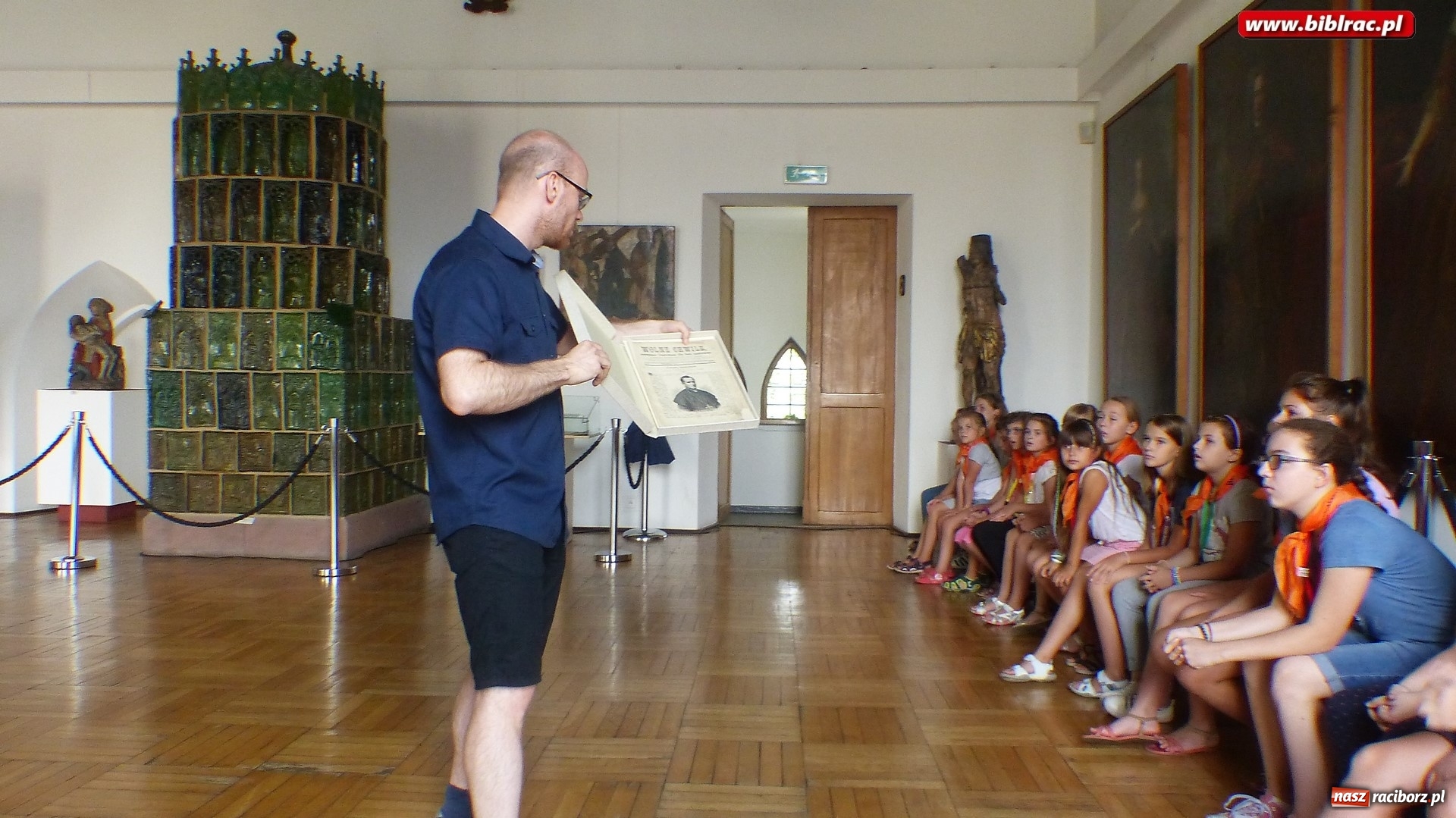 Zdjęcie w galerii na portalu naszraciborz.pl: Wakacje z raciborską biblioteką - dzień w Muzeum wiadomości z regionu