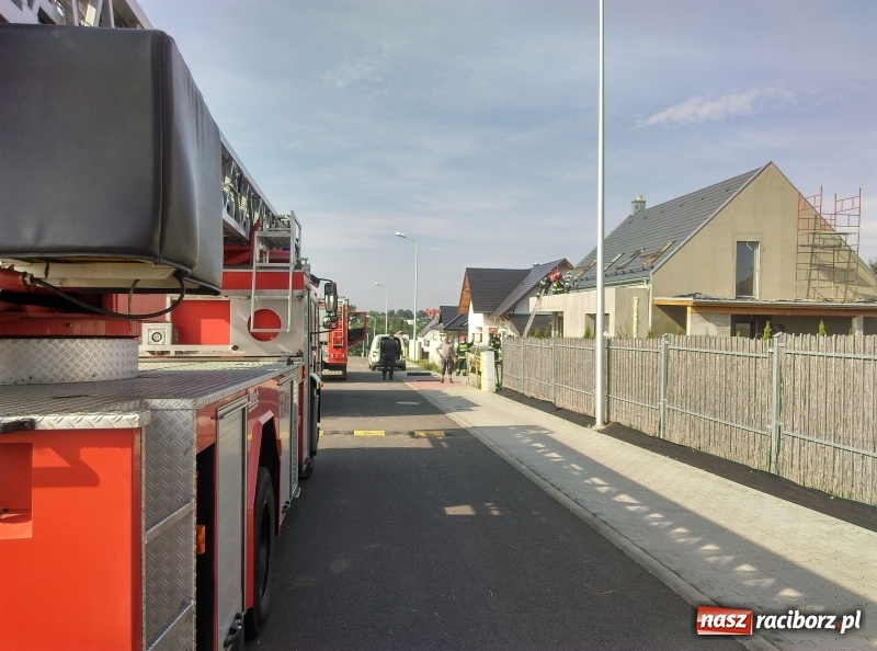 Zdjęcie w galerii na portalu naszraciborz.pl: Pożar na terenie budowy na Ocicach  wiadomości z regionu