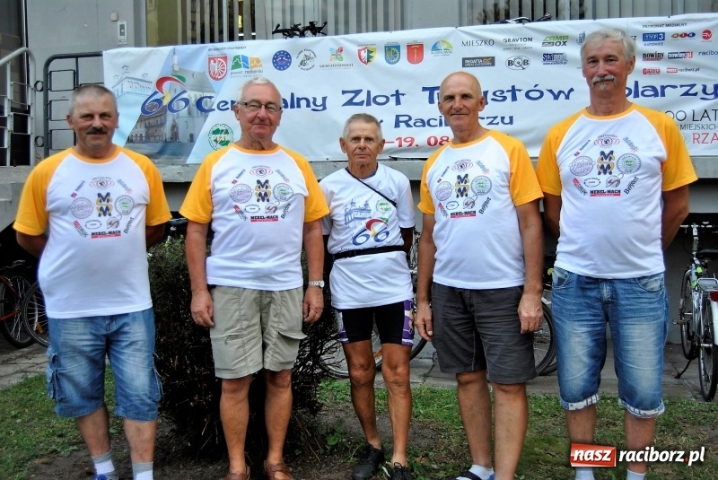 Zdjęcie w galerii na portalu naszraciborz.pl: 66 Centralny Zlot Turystów Kolarzy PTTK. Uczestnicy oczarowani Raciborzem wiadomości z regionu