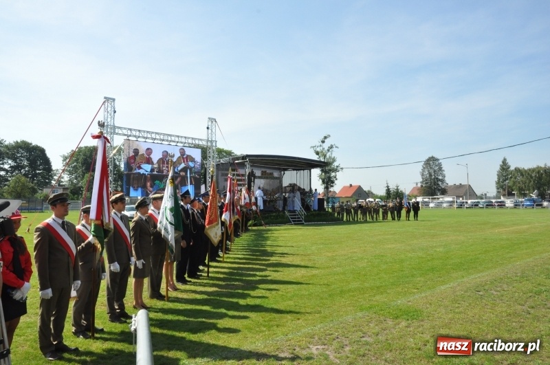 Zdjęcie w galerii na portalu naszraciborz.pl: 25 lat po wielkim pożarze. Uroczyste obchody w Kuźni Raciborskiej  wiadomości z regionu