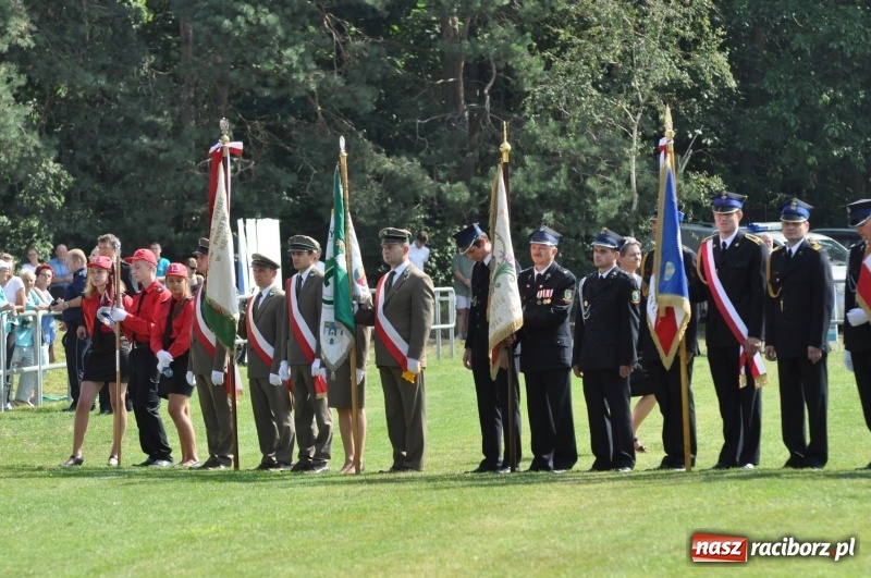 Zdjęcie w galerii na portalu naszraciborz.pl: 25 lat po wielkim pożarze. Uroczyste obchody w Kuźni Raciborskiej  wiadomości z regionu