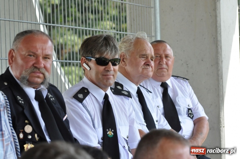 Zdjęcie w galerii na portalu naszraciborz.pl: 25 lat po wielkim pożarze. Uroczyste obchody w Kuźni Raciborskiej  wiadomości z regionu