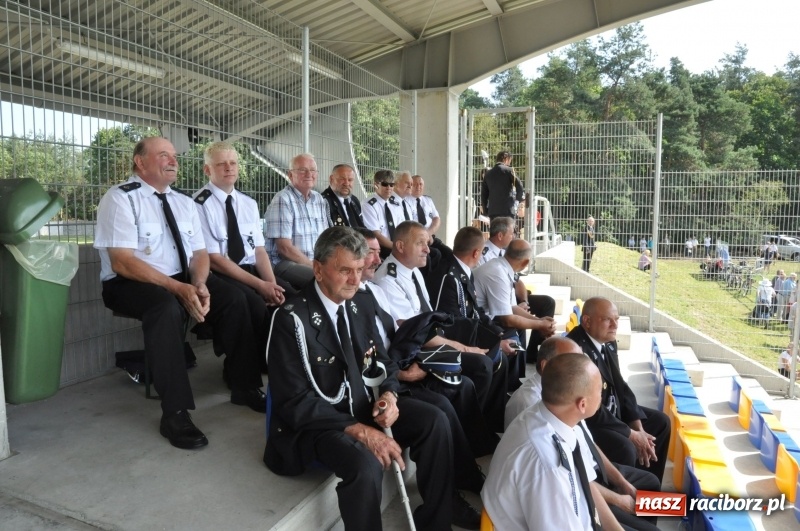 Zdjęcie w galerii na portalu naszraciborz.pl: 25 lat po wielkim pożarze. Uroczyste obchody w Kuźni Raciborskiej  wiadomości z regionu
