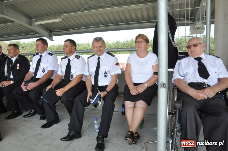 Zdjęcie w galerii na portalu naszraciborz.pl: 25 lat po wielkim pożarze. Uroczyste obchody w Kuźni Raciborskiej  wiadomości z regionu