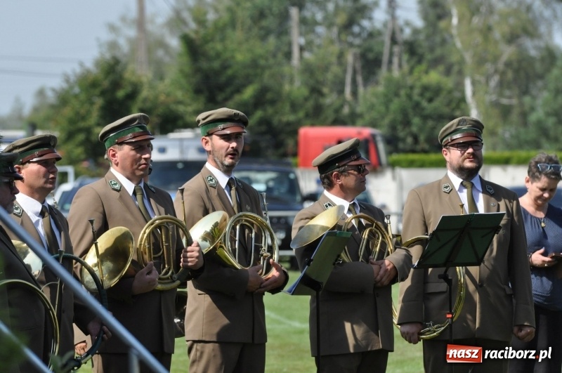 Zdjęcie w galerii na portalu naszraciborz.pl: 25 lat po wielkim pożarze. Uroczyste obchody w Kuźni Raciborskiej  wiadomości z regionu