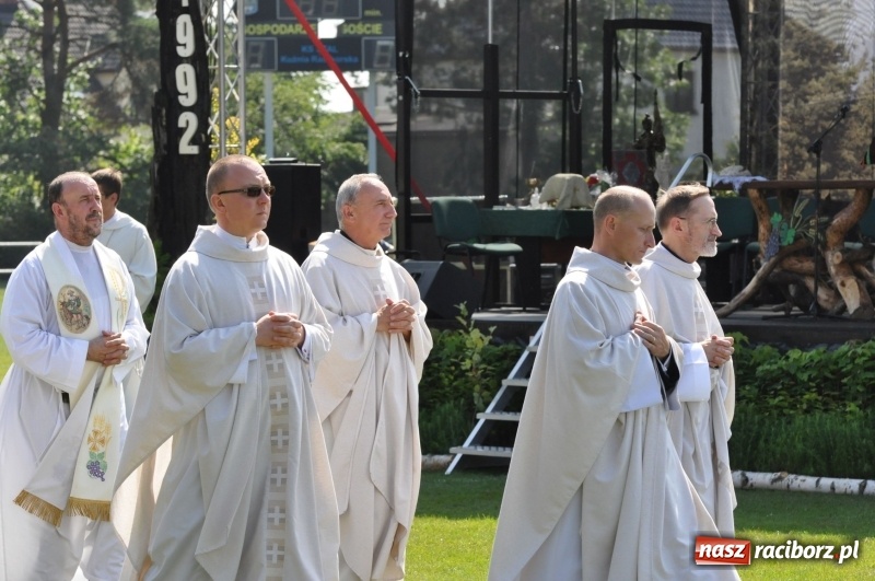 Zdjęcie w galerii na portalu naszraciborz.pl: 25 lat po wielkim pożarze. Uroczyste obchody w Kuźni Raciborskiej  wiadomości z regionu