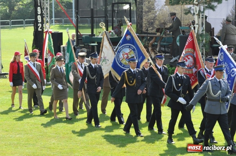 Zdjęcie w galerii na portalu naszraciborz.pl: 25 lat po wielkim pożarze. Uroczyste obchody w Kuźni Raciborskiej  wiadomości z regionu