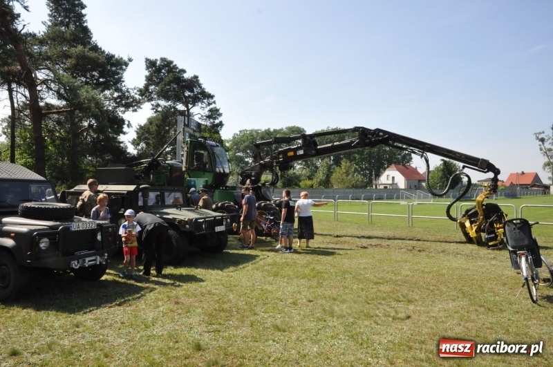 Zdjęcie w galerii na portalu naszraciborz.pl: 25 lat po wielkim pożarze. Uroczyste obchody w Kuźni Raciborskiej  wiadomości z regionu