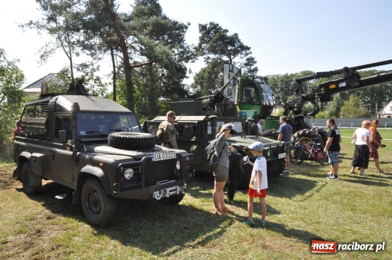 Zdjęcie w galerii na portalu naszraciborz.pl: 25 lat po wielkim pożarze. Uroczyste obchody w Kuźni Raciborskiej  wiadomości z regionu
