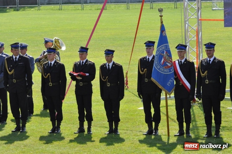 Zdjęcie w galerii na portalu naszraciborz.pl: 25 lat po wielkim pożarze. Uroczyste obchody w Kuźni Raciborskiej  wiadomości z regionu