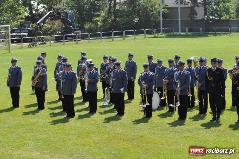 Zdjęcie w galerii na portalu naszraciborz.pl: 25 lat po wielkim pożarze. Uroczyste obchody w Kuźni Raciborskiej  wiadomości z regionu