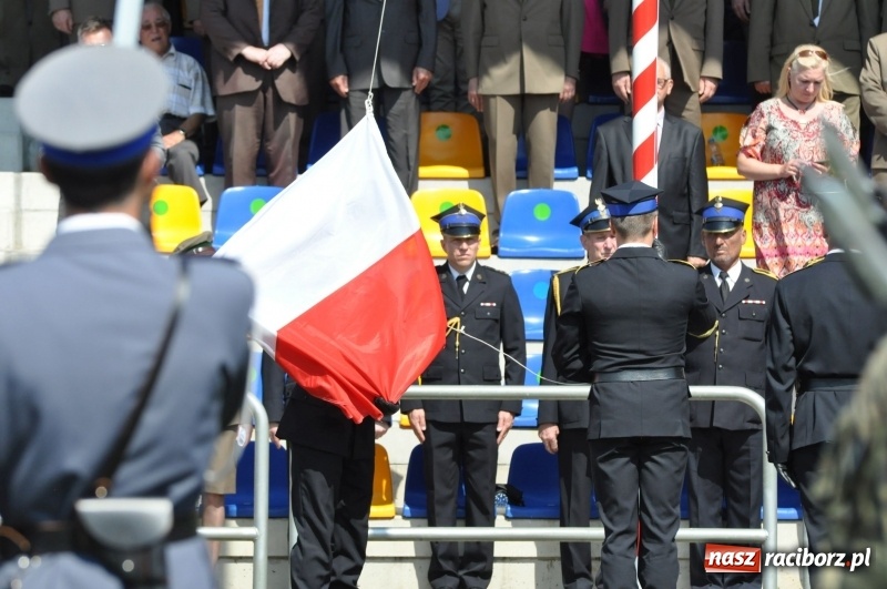 Zdjęcie w galerii na portalu naszraciborz.pl: 25 lat po wielkim pożarze. Uroczyste obchody w Kuźni Raciborskiej  wiadomości z regionu