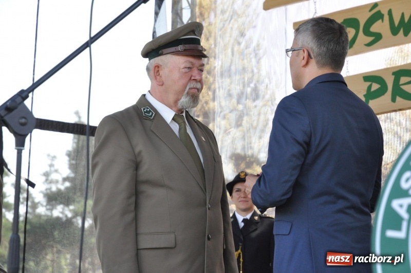 Zdjęcie w galerii na portalu naszraciborz.pl: 25 lat po wielkim pożarze. Uroczyste obchody w Kuźni Raciborskiej  wiadomości z regionu