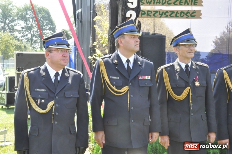 Zdjęcie w galerii na portalu naszraciborz.pl: 25 lat po wielkim pożarze. Uroczyste obchody w Kuźni Raciborskiej  wiadomości z regionu