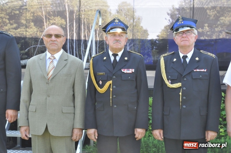 Zdjęcie w galerii na portalu naszraciborz.pl: 25 lat po wielkim pożarze. Uroczyste obchody w Kuźni Raciborskiej  wiadomości z regionu