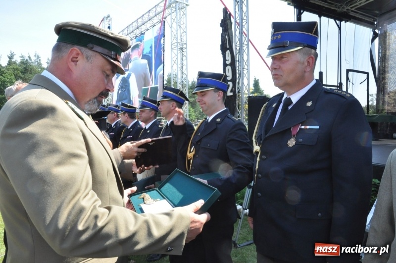 Zdjęcie w galerii na portalu naszraciborz.pl: 25 lat po wielkim pożarze. Uroczyste obchody w Kuźni Raciborskiej  wiadomości z regionu