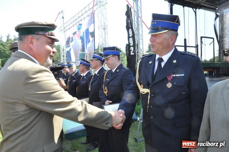 Zdjęcie w galerii na portalu naszraciborz.pl: 25 lat po wielkim pożarze. Uroczyste obchody w Kuźni Raciborskiej  wiadomości z regionu