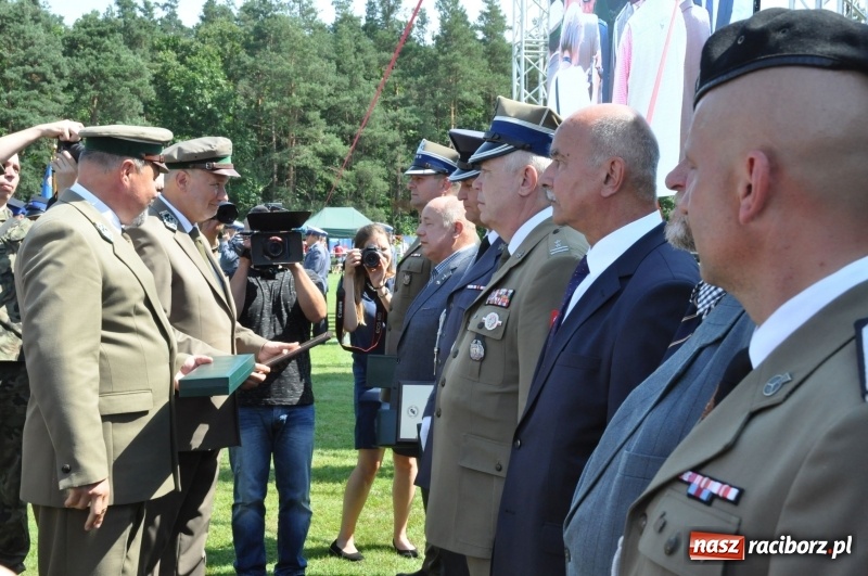Zdjęcie w galerii na portalu naszraciborz.pl: 25 lat po wielkim pożarze. Uroczyste obchody w Kuźni Raciborskiej  wiadomości z regionu
