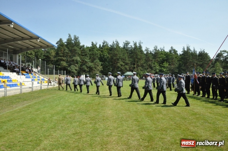 Zdjęcie w galerii na portalu naszraciborz.pl: 25 lat po wielkim pożarze. Uroczyste obchody w Kuźni Raciborskiej  wiadomości z regionu