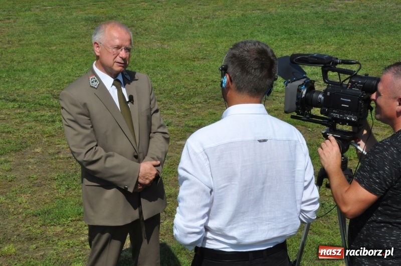 Zdjęcie w galerii na portalu naszraciborz.pl: 25 lat po wielkim pożarze. Uroczyste obchody w Kuźni Raciborskiej  wiadomości z regionu