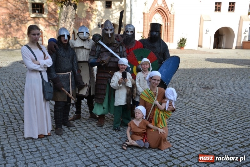 Zdjęcie w galerii na portalu naszraciborz.pl: Wieczór muzyki klasycznej na Festiwalu Kultury Chrześcijańskiej na Zamku Piastowskim  wiadomości z regionu