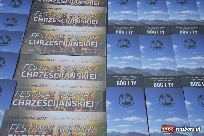 Zdjęcie w galerii na portalu naszraciborz.pl: Wieczór muzyki klasycznej na Festiwalu Kultury Chrześcijańskiej na Zamku Piastowskim  wiadomości z regionu