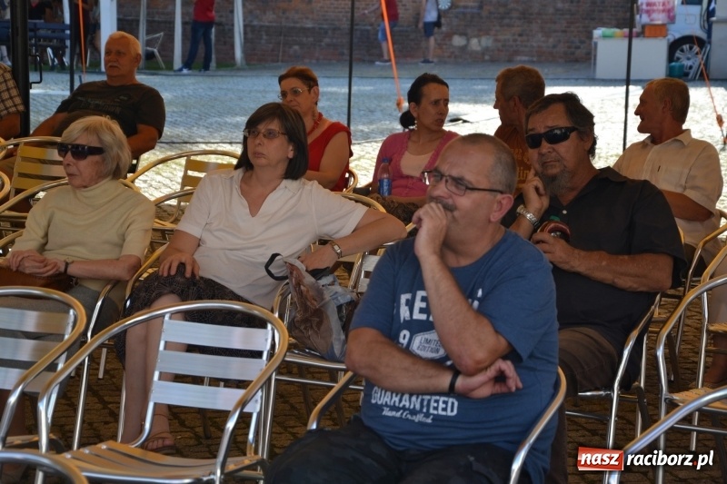 Zdjęcie w galerii na portalu naszraciborz.pl: Wieczór muzyki klasycznej na Festiwalu Kultury Chrześcijańskiej na Zamku Piastowskim  wiadomości z regionu