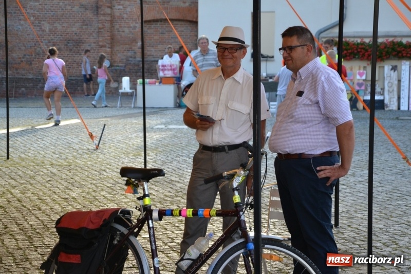 Zdjęcie w galerii na portalu naszraciborz.pl: Wieczór muzyki klasycznej na Festiwalu Kultury Chrześcijańskiej na Zamku Piastowskim  wiadomości z regionu