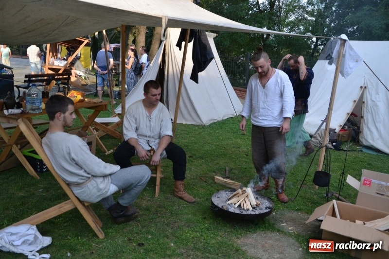 Zdjęcie w galerii na portalu naszraciborz.pl: Wieczór muzyki klasycznej na Festiwalu Kultury Chrześcijańskiej na Zamku Piastowskim  wiadomości z regionu