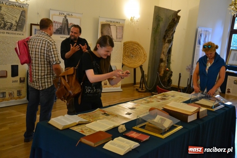 Zdjęcie w galerii na portalu naszraciborz.pl: Wieczór muzyki klasycznej na Festiwalu Kultury Chrześcijańskiej na Zamku Piastowskim  wiadomości z regionu