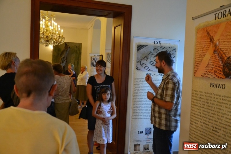 Zdjęcie w galerii na portalu naszraciborz.pl: Wieczór muzyki klasycznej na Festiwalu Kultury Chrześcijańskiej na Zamku Piastowskim  wiadomości z regionu