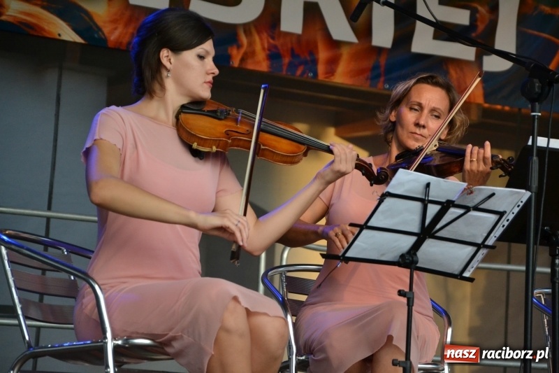 Zdjęcie w galerii na portalu naszraciborz.pl: Wieczór muzyki klasycznej na Festiwalu Kultury Chrześcijańskiej na Zamku Piastowskim  wiadomości z regionu